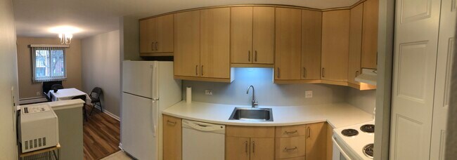 KITCHEN - 6 Villa Verde Dr