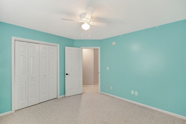 Building Photo - Beautiful Home in The Hamlets