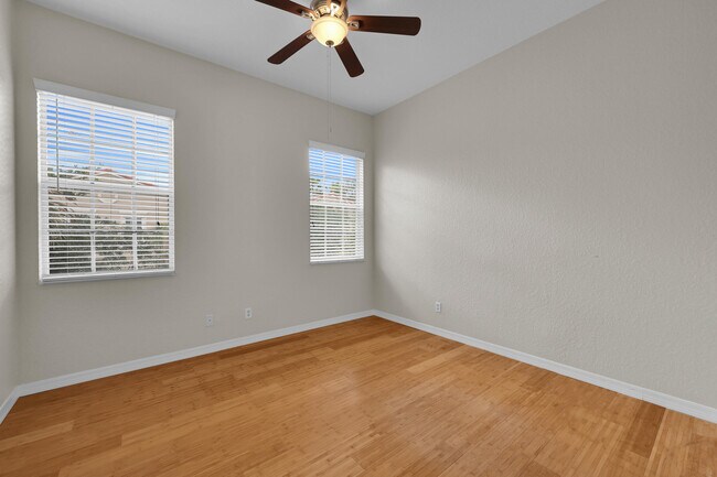 Building Photo - 4851 Bonsai Cir