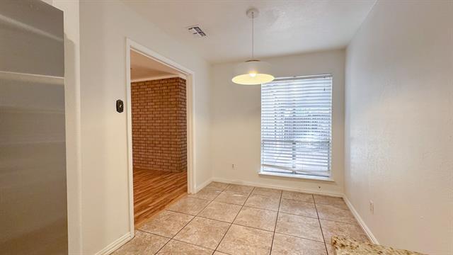 Building Photo - 10431 Pagewood Dr