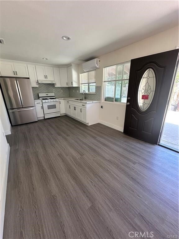 Building Photo - 11713 Killian St