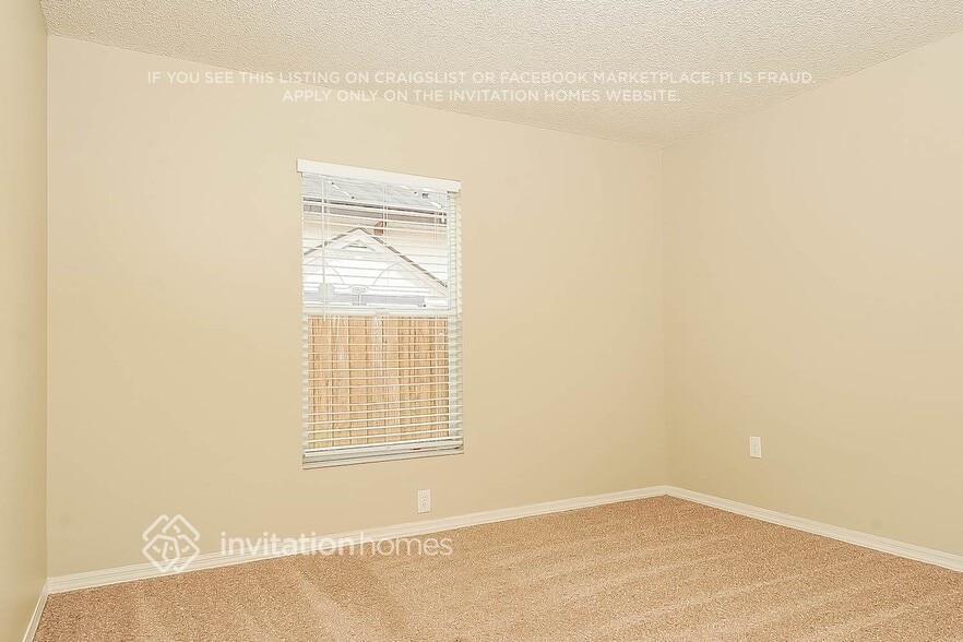 Building Photo - 10819 Capstan Lake Dr