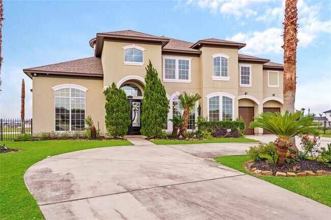 Building Photo - 8 Cypress Point Ct