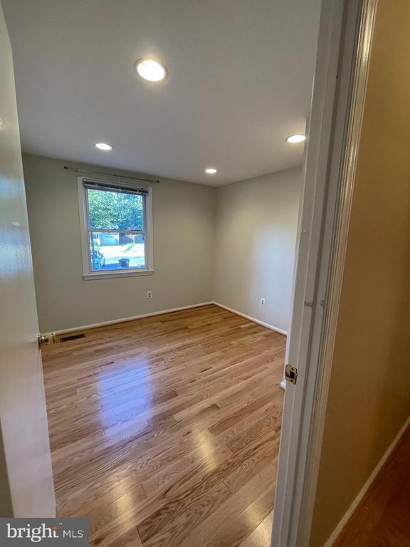 Building Photo - 5056 Kenerson Dr