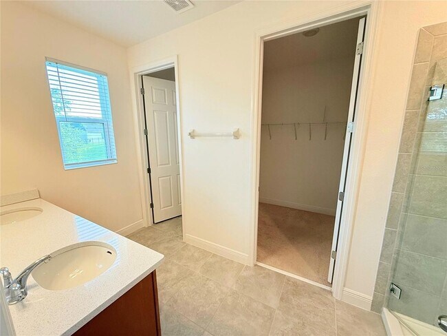 Building Photo - 5055 Tibet Ct