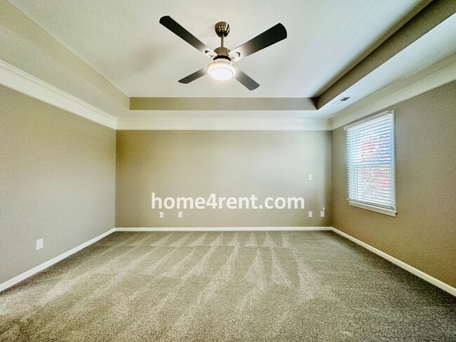 Building Photo - Wonderful Belton Home w/ Wood Floors, Fini...