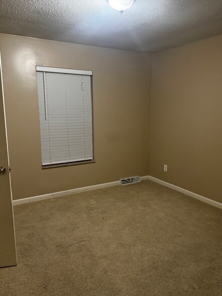 Building Photo - 5229 Tillery Dr