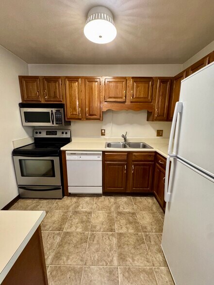 Building Photo - 1299 48th Ave