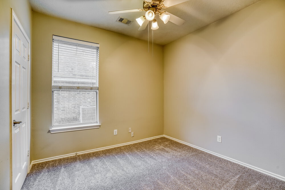 Building Photo - 8715 Elm Drake Ln