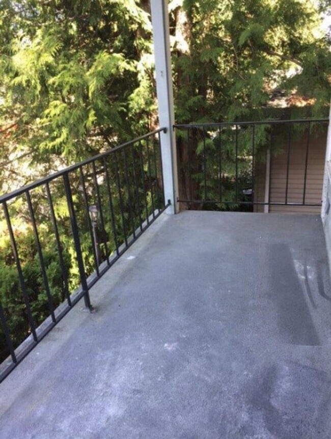 Building Photo - 5956 Fauntleroy Wy SW