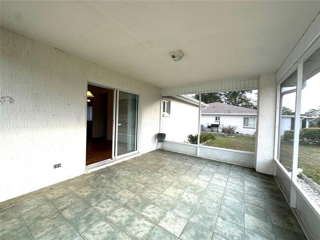 Building Photo - 10312 SW 61st Terrace Rd