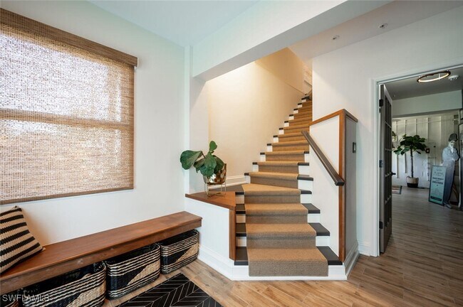 Building Photo - 3858 Riviera Cir