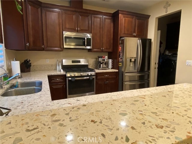 Building Photo - 9116 Florence Ave