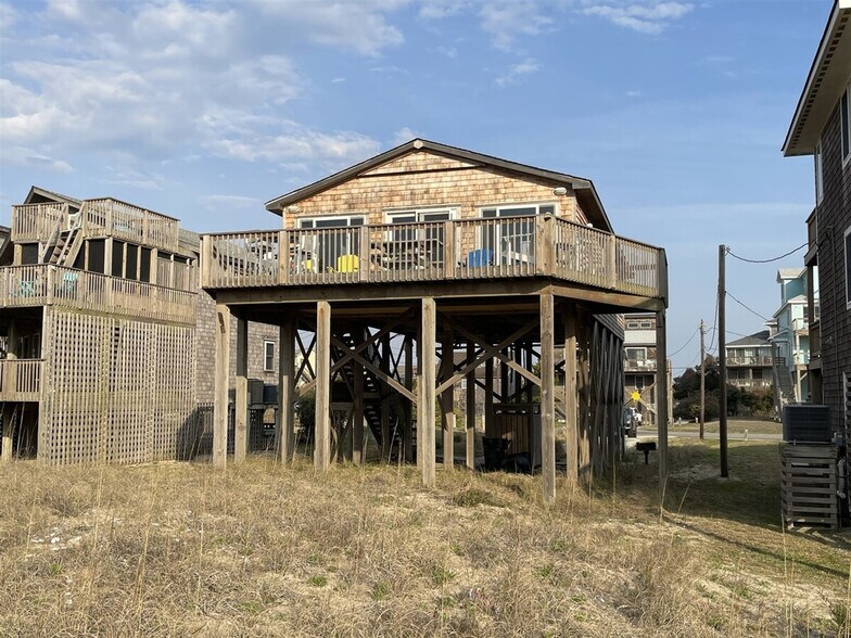 Building Photo - 57144 Lighthouse Rd