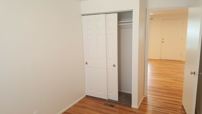 Building Photo - 314 W 1200 N