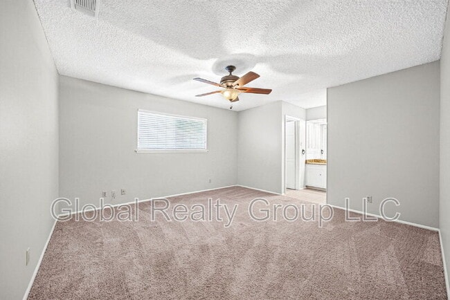 Building Photo - 412 Cordoba Dr