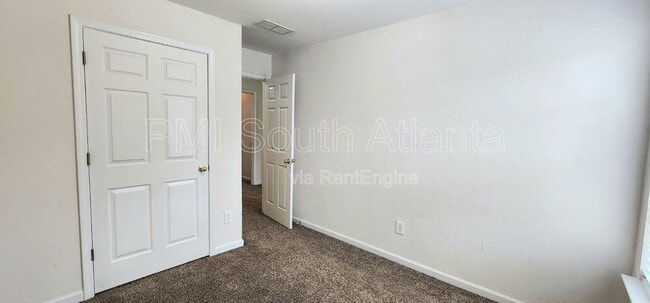 Building Photo - 288 Brookview Dr