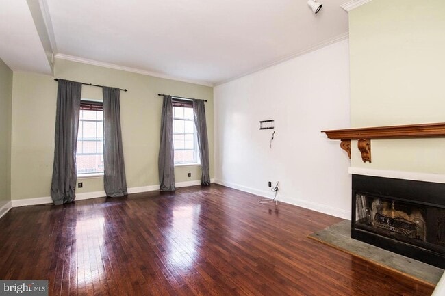 Building Photo - 822 N Ringgold St