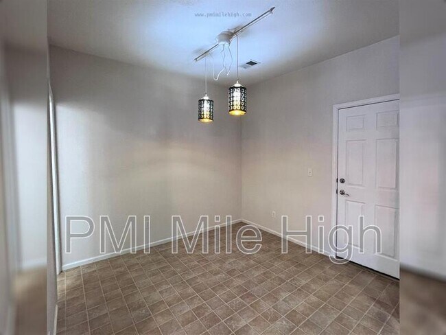 Building Photo - 11250 Osage Cir