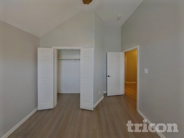 Building Photo - 1793 Lake Breeze Dr