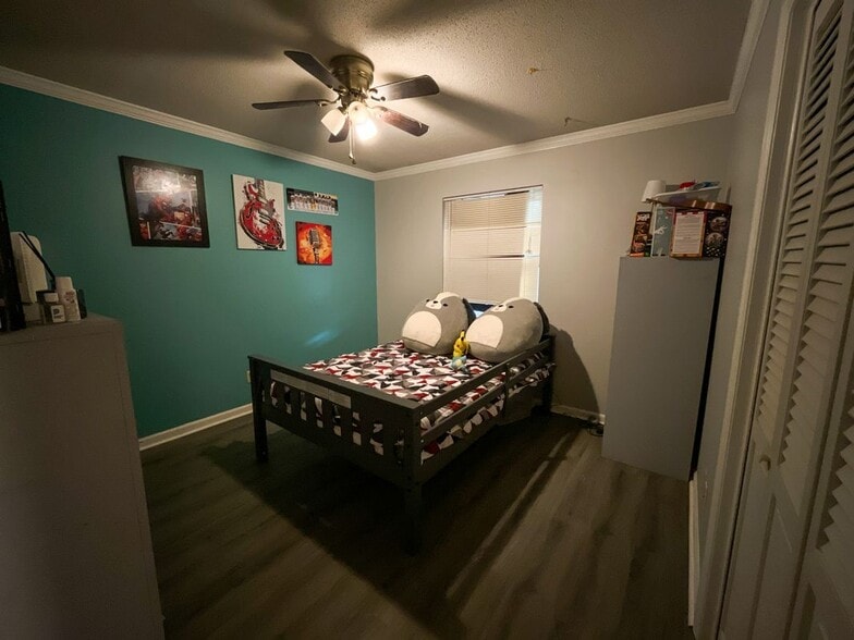 Building Photo - 6413 Edgmon Dr