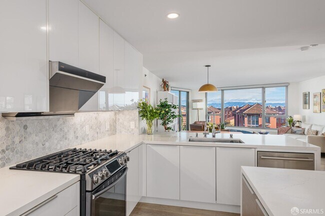 Building Photo - 219 Brannan St