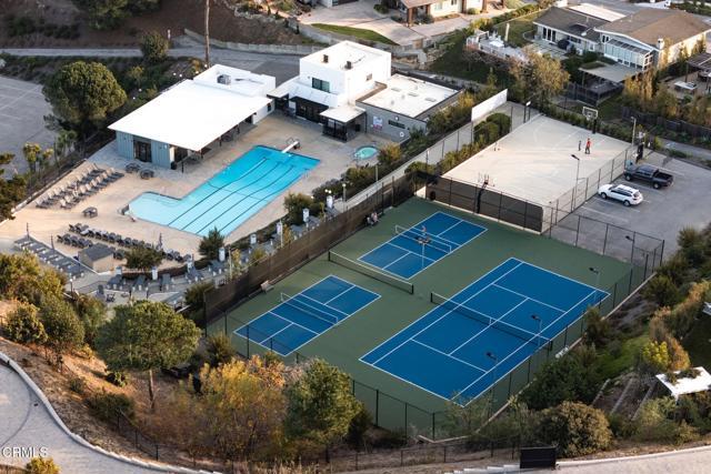 Building Photo - 708 Skyview Terrace