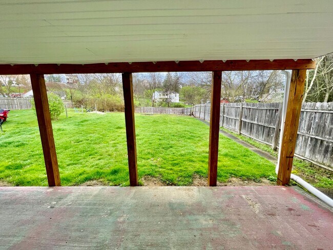 Building Photo - 625 Vanadium Rd