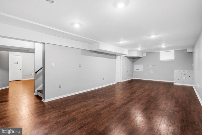 Building Photo - 98 Canal View Dr