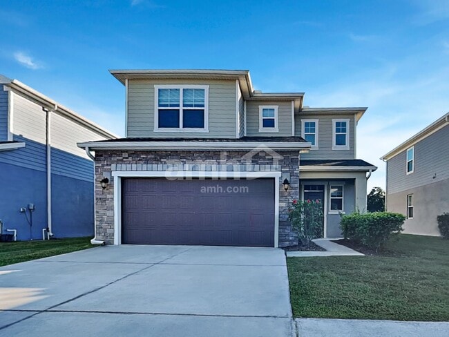 Building Photo - 921 Walden Pond Dr