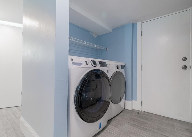 Building Photo - 23 Sachem St