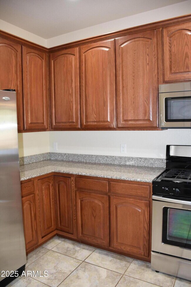 Building Photo - 4520 Leisure Ln