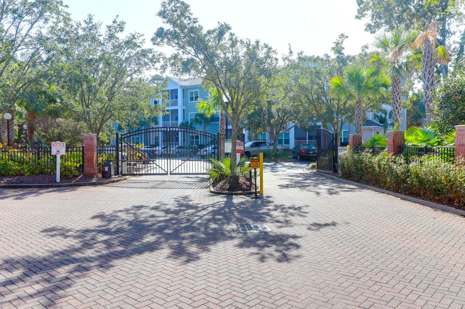 gated community - 1755 Central Park Rd