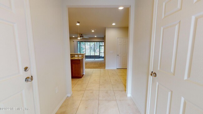 Building Photo - 7027 Coldwater Dr