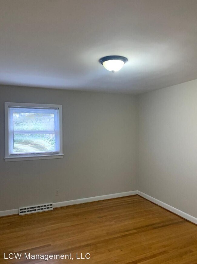 Building Photo - 3 br, 2 bath House - 3532 Old Vineyard Road