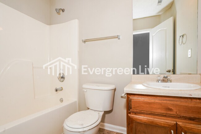 Building Photo - 102 Ruby Way