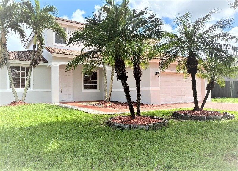 Building Photo - 14300 SW 159th Pl