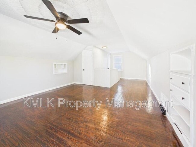 Building Photo - 2475 Ogden Ave