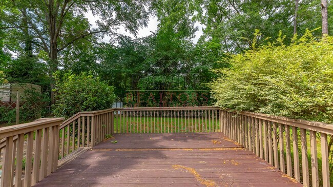 Building Photo - 3853 Rockdale Dr