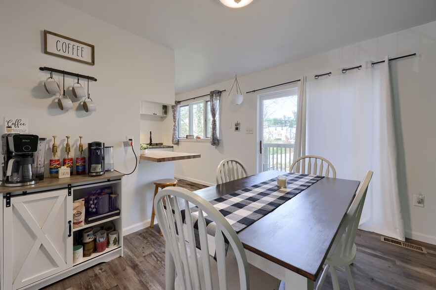 Building Photo - 76 Persian Lilac Dr