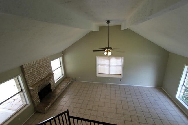 Building Photo - 4904 Ripple Creek Dr