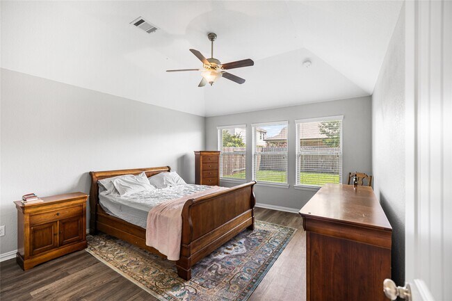 Building Photo - 6735 Trinity Trail Ln