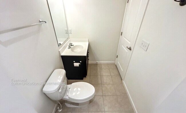 Building Photo - 1054 Countess Ln