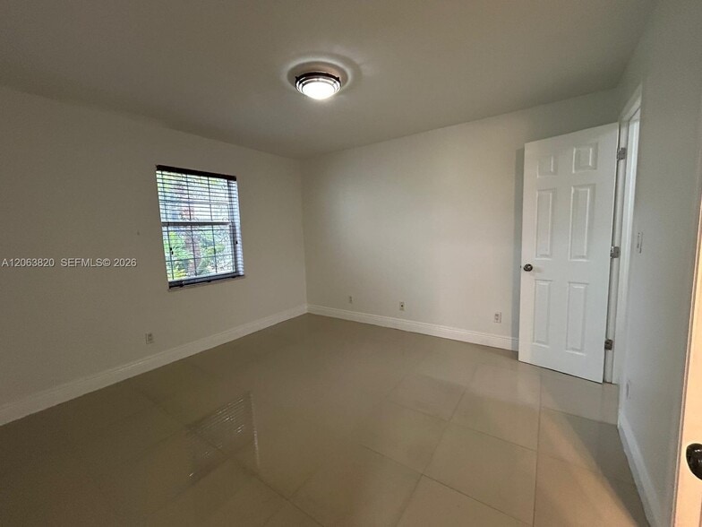 Building Photo - 8701 SW 141st St
