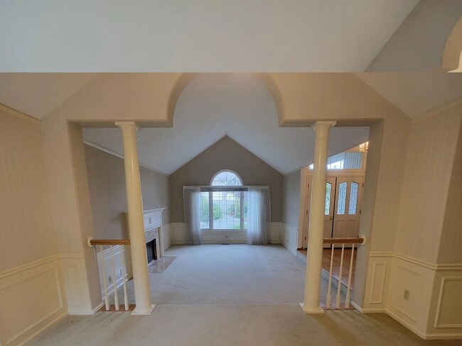 Building Photo - Spacious 3-Bedroom Home with Den and Private Backyard in Prime Location