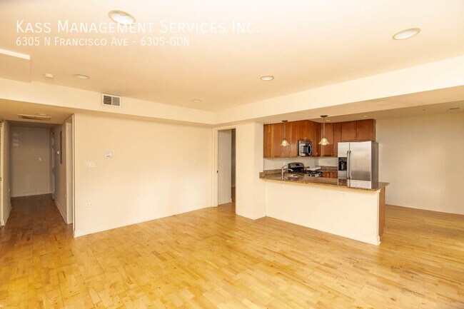 Building Photo - 6305 N Francisco Ave