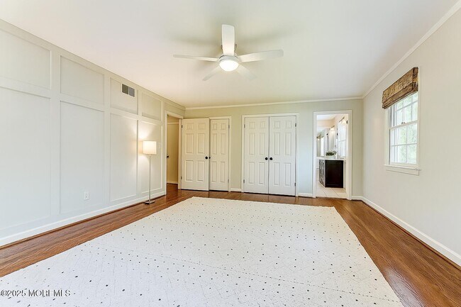 Building Photo - 19 Monterey Dr