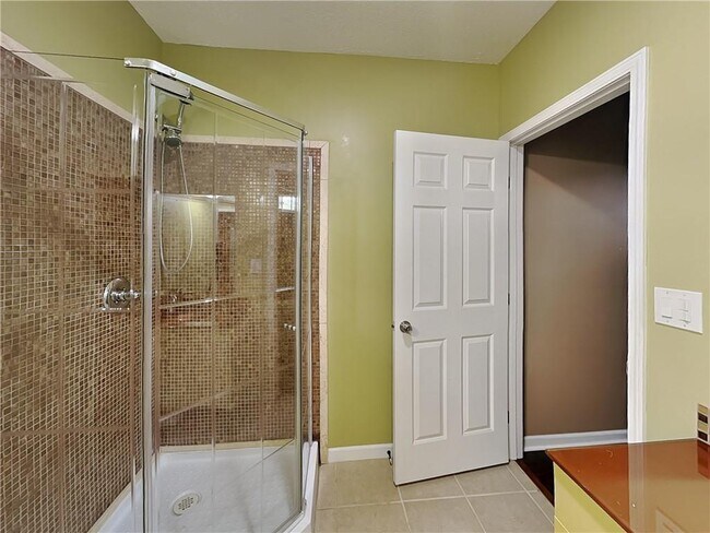 Building Photo - 2639 Hooch Ct