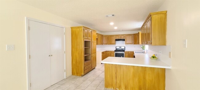 Building Photo - 19330 Larissa Dr