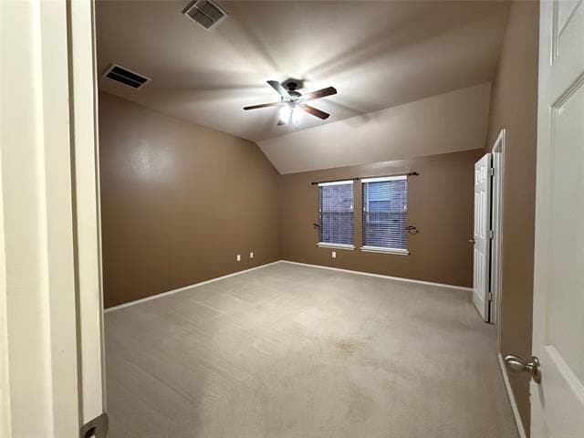 Building Photo - 816 Lake Grove Dr